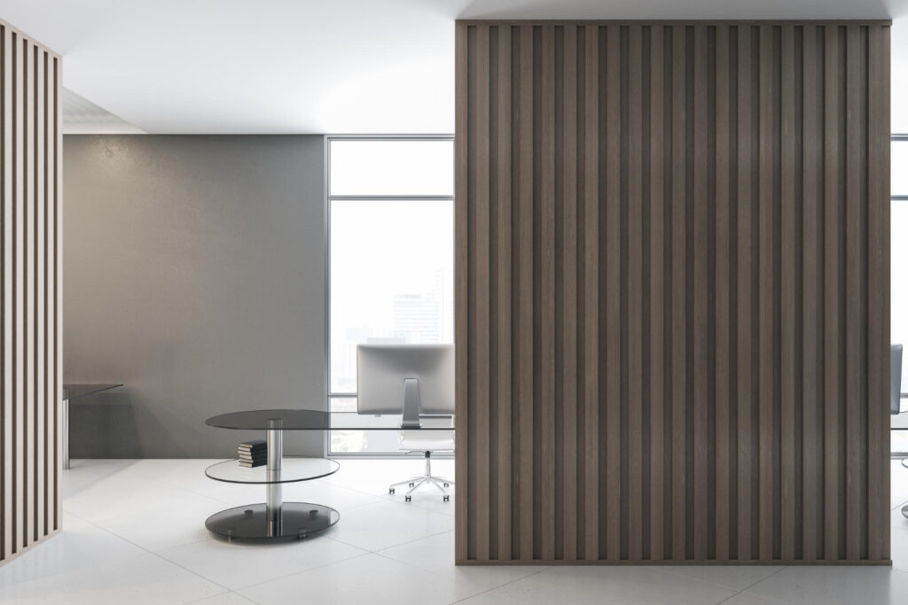 Divisórias retráteis com isolamento de som: vale o investimento?